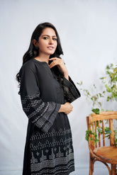 DC-0366 Black Embroidered Kurta
